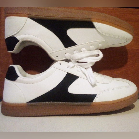 No Boundaries Women's Sneakers Size 9 1/2 - Picture 5 of 7